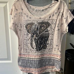 Faze Elephant Short Sleeve Sweater - Large